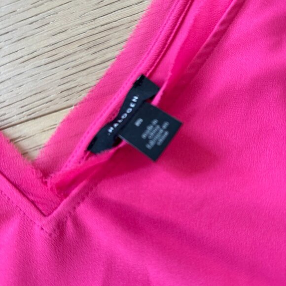NWOT Halogen Raw Edge Camisole, Size M, Bright Pink - Picture 2 of 3